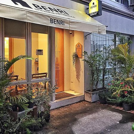 Benri Sriracha Residence Си Рача Екстериор снимка