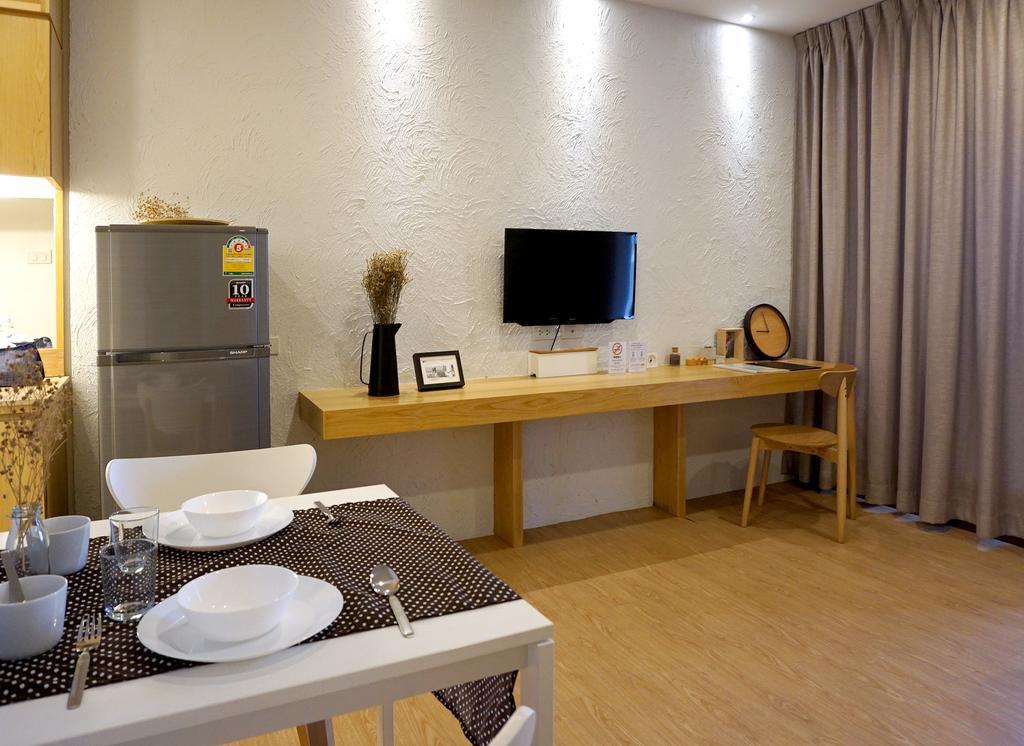 Benri Sriracha Residence Си Рача Екстериор снимка